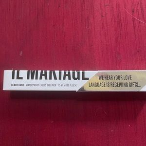 Il Makiage waterproof eyeliner